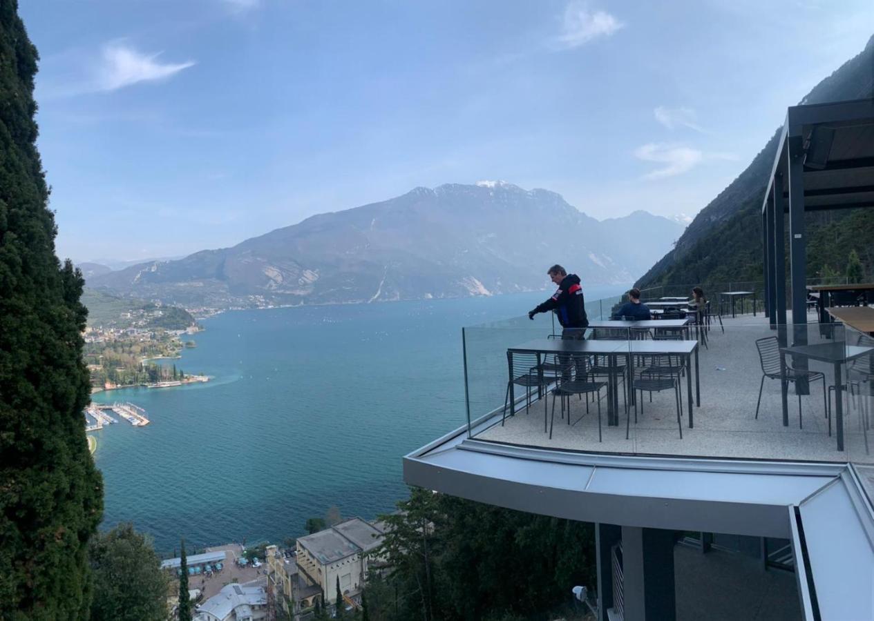 Gardabreak Rooms&Breakfast Holiday Apartments Riva del Garda Exterior foto